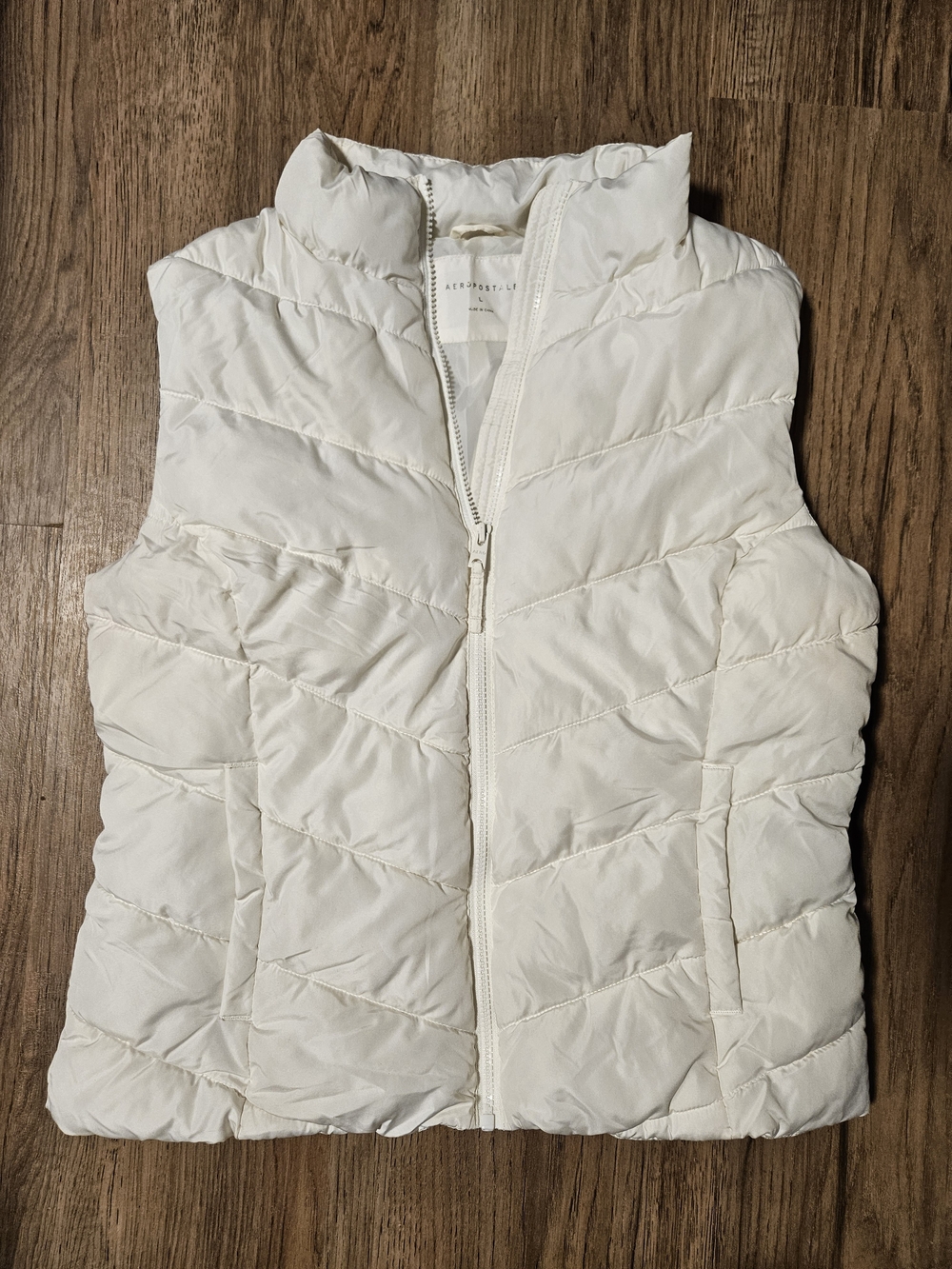 Aeropostale Women's Cream Quilted Puffer Vest